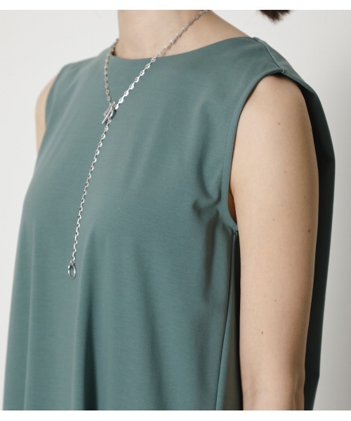 crie conforto（クリーコンフォルト）の「e.line タックカバーノースリーブワンピース（ワンピース・レディース・ブラック/ベージュ/グリーン・FREE）」の18枚目の写真