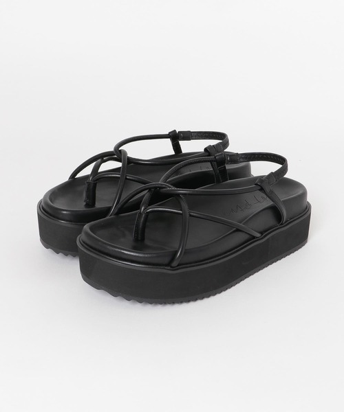 KBF+（ケービーエフプラス）の「KBF+　プラットフォームサンダル（サンダル・レディース・ホワイト/ブラック・38/37）」の6枚目の写真