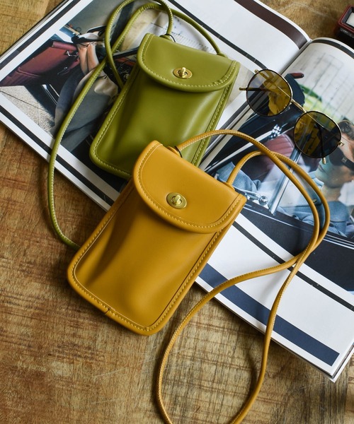 HWG_5（エイチダブルゴー）の「フェイクレザー スマホショルダーバッグ（ショルダーバッグ・レディース・ブラック/イエロー/グリーン/アイボリー・FREE）」の4枚目の写真