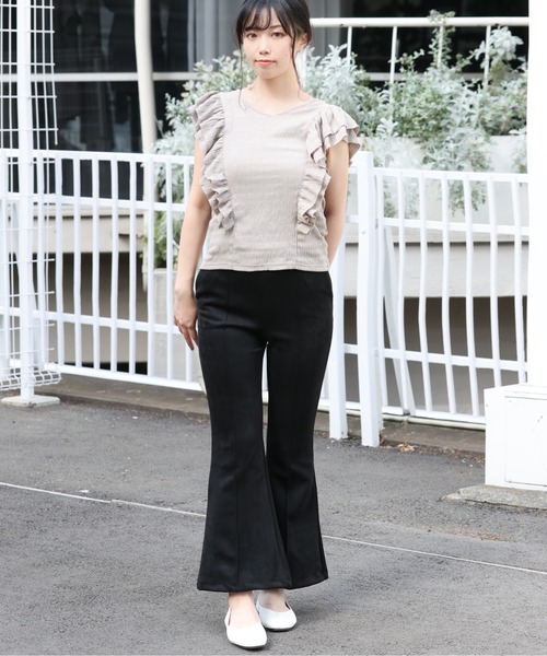 ARCANUM DESIGN（アルカナムデザイン）の「ARL V-NECKダブルフリルトップス（Tシャツ/カットソー・レディース・ホワイト/ブラック/グレー・FREE）」の5枚目の写真