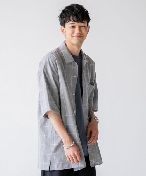 coen（コーエン）の「ヨクバリネン・チェックショートスリーブシャツ（シャツ/ブラウス・メンズ・ライトグレー/ベージュ・LARGE/MEDIUM/X-LARGE/SMALL）」の4枚目の写真