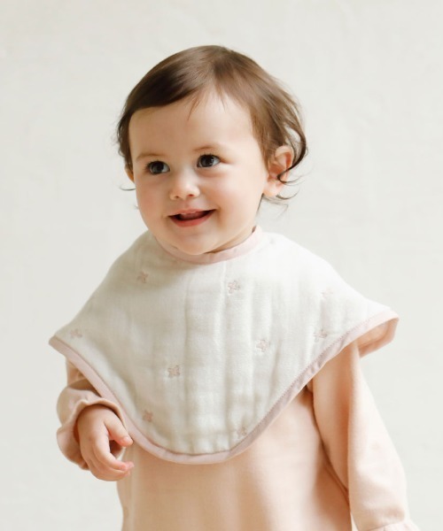 10mois（ディモワ）の「【10mois(ディモワ)】ふくふくガーゼ クロス柄2wayビブ(2枚セット)（スタイ/よだれかけ・キッズ・ライトブルー/ベビーピンク・ONE SIZE）」の3枚目の写真