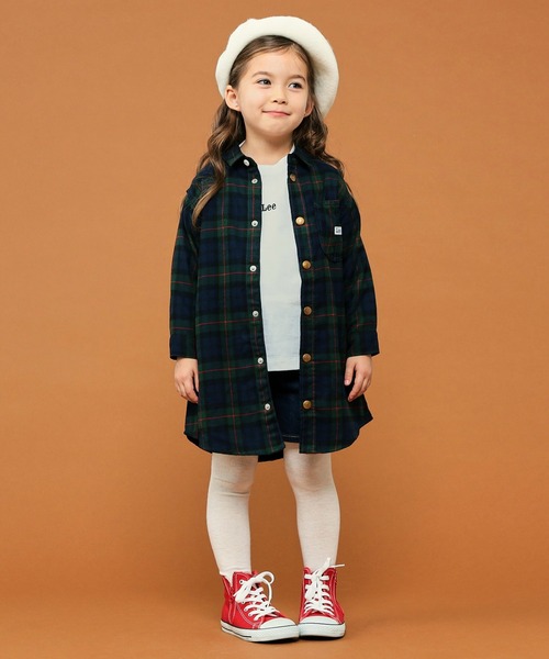 Lee(リー)の「Lee/リー デニム シャツワンピース(シャツワンピース・キッズ・ワンウォッシュ/インディゴブルー/グリーン系その他/レッド系その他・110/100/120/130/150/140)」の2枚目の写真