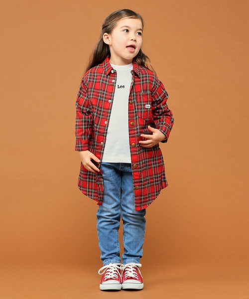 Lee(リー)の「Lee/リー デニム シャツワンピース(シャツワンピース・キッズ・ワンウォッシュ/インディゴブルー/グリーン系その他/レッド系その他・110/100/120/130/150/140)」の4枚目の写真