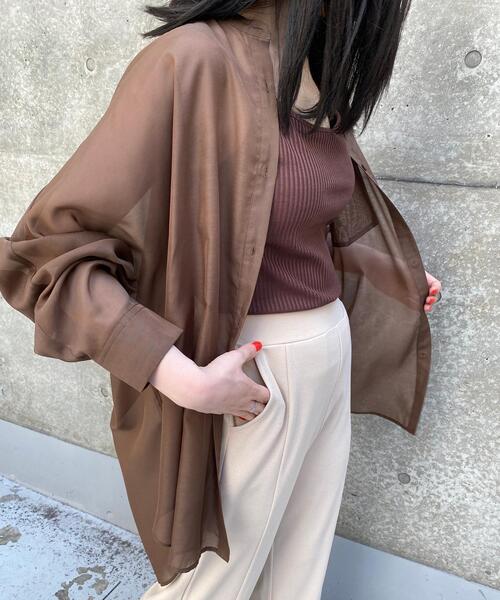 MLI'A(エムリア)の「バンドカラーシアードルマン/シャツ(シャツ/ブラウス・レディース・ブラック/パープル/ブラウン/ブルー/アイボリー/ライトカーキ/グレー系その他・M)」の5枚目の写真