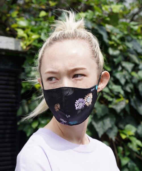 X-girl（エックスガール）の「CHINESE JACQUARD FACE MASK（マスク・レディース・マルチ・ONE SIZE）」の13枚目の写真
