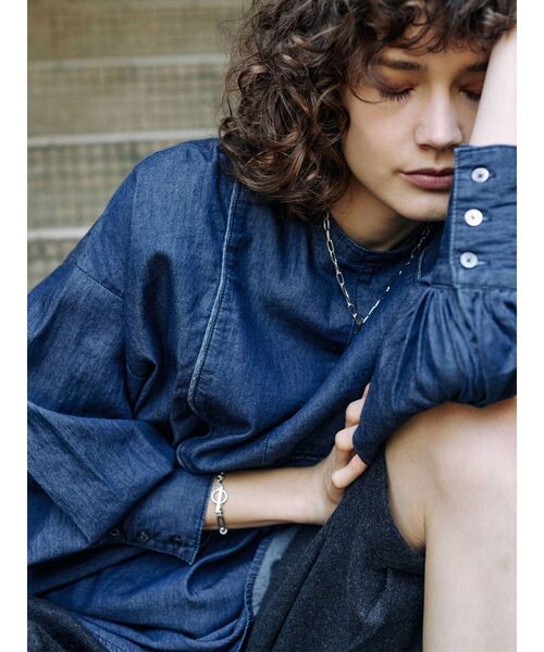 Ungrid(アングリッド)の「【10周年限定】オーガニックコットンデニムドレスシャツ(シャツ/ブラウス・レディース・ブルー/インディゴブルー・FREE)」の8枚目の写真