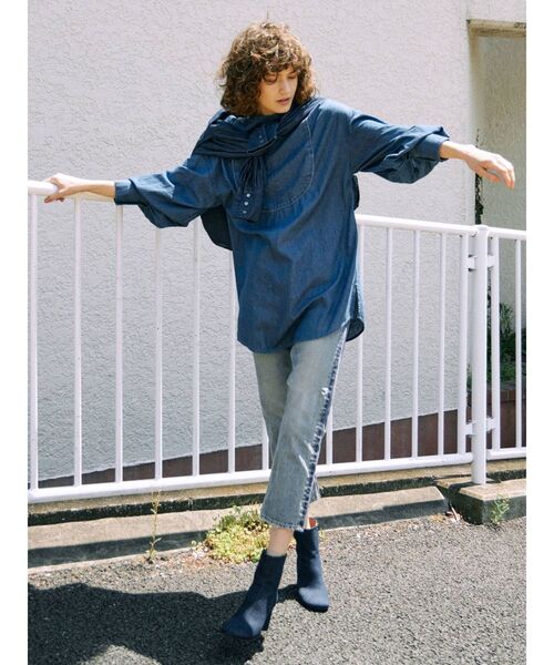 Ungrid(アングリッド)の「【10周年限定】オーガニックコットンデニムドレスシャツ(シャツ/ブラウス・レディース・ブルー/インディゴブルー・FREE)」の14枚目の写真