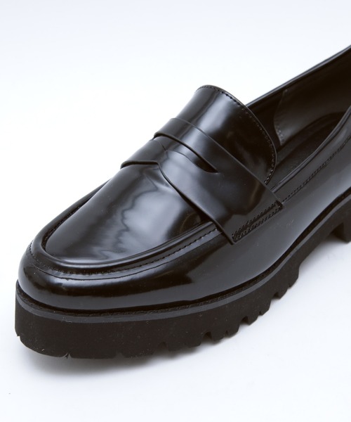 titivate（ティティベイト）の「ﾌﾟﾗｯﾄﾌｫｰﾑﾛｰﾌｧｰ（ローファー・レディース・ブラック/ブラック系その他・LL/M/S/L）」の6枚目の写真