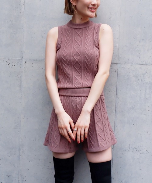 SPIRALGIRL（スパイラルガール）の「ケーブルニットスリーピースセットアップ（ワンピース・レディース・ブラック/グリーン/モカ・FREE）」の9枚目の写真