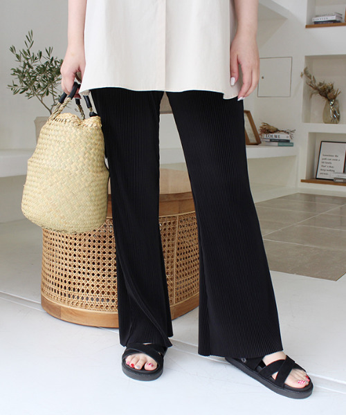 MODE ROBE（モードローブ）の「リブパンツ（その他パンツ・レディース・ブラック/ベージュ・FREE）」の2枚目の写真