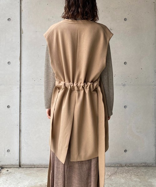 CAPRICIEUX LE'MAGE（カプリシューレマージュ）の「〈WEB・一部店舗限定〉ミドル丈ベスト（ベスト・レディース・ベージュ/アイボリー・FREE）」の22枚目の写真