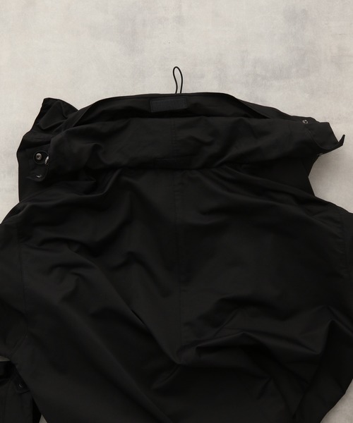 Ezick(エジック)の「Monsterコート(その他アウター・レディース・ブラック/オフホワイト・SMALL/MEDIUM)」の7枚目の写真