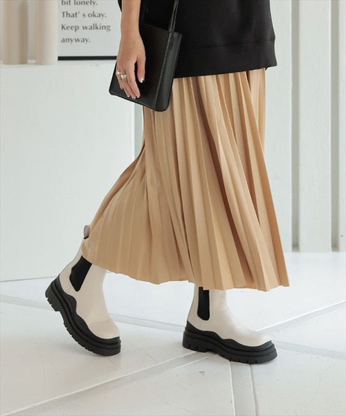 DONOBAN（ドノバン）の「サイドゴアホワイトブーツ（ブーツ・レディース・ホワイト・23.5cm/22.5cm/24.5cm）」の12枚目の写真