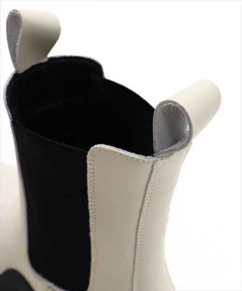 DONOBAN（ドノバン）の「サイドゴアホワイトブーツ（ブーツ・レディース・ホワイト・23.5cm/22.5cm/24.5cm）」の6枚目の写真