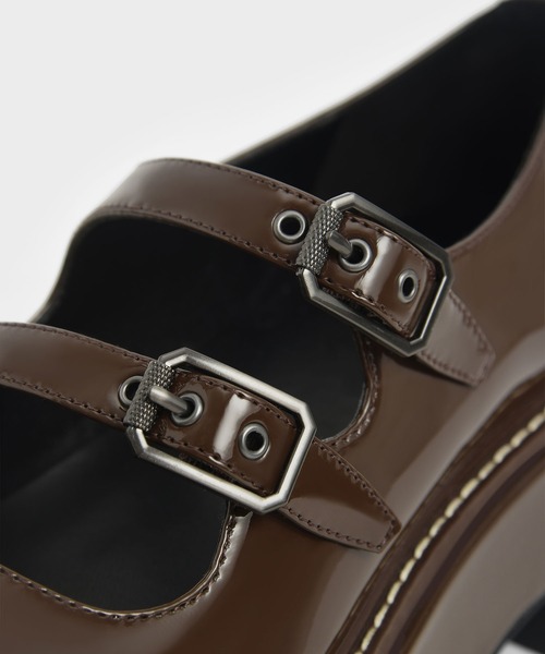 CHARLES & KEITH（チャールズ & キース）の「フランキー プラットフォームメリージェーン / Frankie Platform Mary Janes（パンプス・レディース・ブラック/ダークブラウン・22.5cm/23cm/23.5cm/24.5cm/25cm/25.5cm）」の9枚目の写真