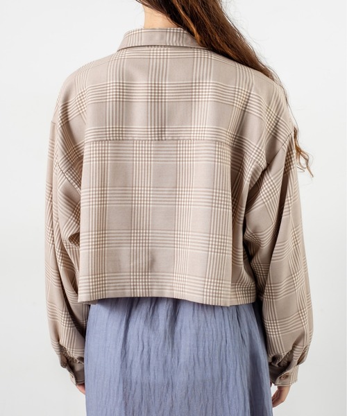 OLIVE des OLIVE（オリーブデオリーブ）の「クロップド丈シャツ（シャツ/ブラウス・レディース・ブラック/ベージュ/アイボリー・FREE）」の7枚目の写真