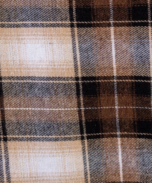 OLIVE des OLIVE（オリーブデオリーブ）の「クロップド丈シャツ（シャツ/ブラウス・レディース・ブラック/ベージュ/アイボリー・FREE）」の21枚目の写真