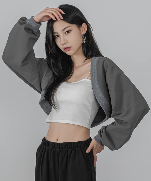 FOLLOWIN（フォロウィン）の「ショート丈クロップドボレロカーディガン（カーディガン/ボレロ・レディース・ブラック/グレー・FREE）」の7枚目の写真