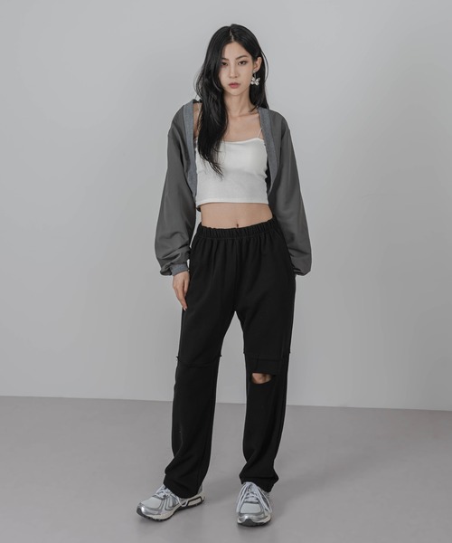 FOLLOWIN（フォロウィン）の「ショート丈クロップドボレロカーディガン（カーディガン/ボレロ・レディース・ブラック/グレー・FREE）」の11枚目の写真