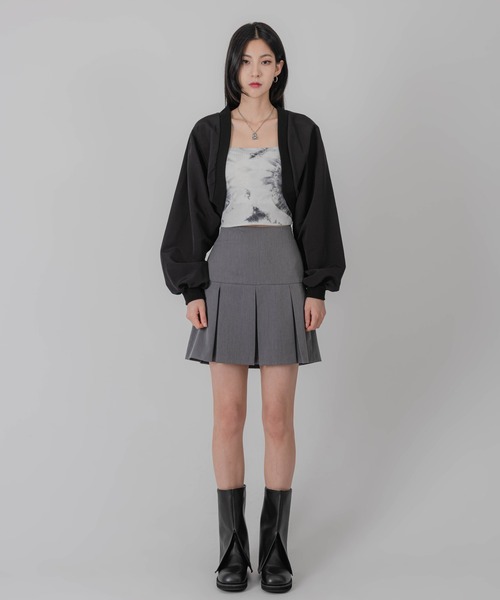 FOLLOWIN（フォロウィン）の「ショート丈クロップドボレロカーディガン（カーディガン/ボレロ・レディース・ブラック/グレー・FREE）」の14枚目の写真