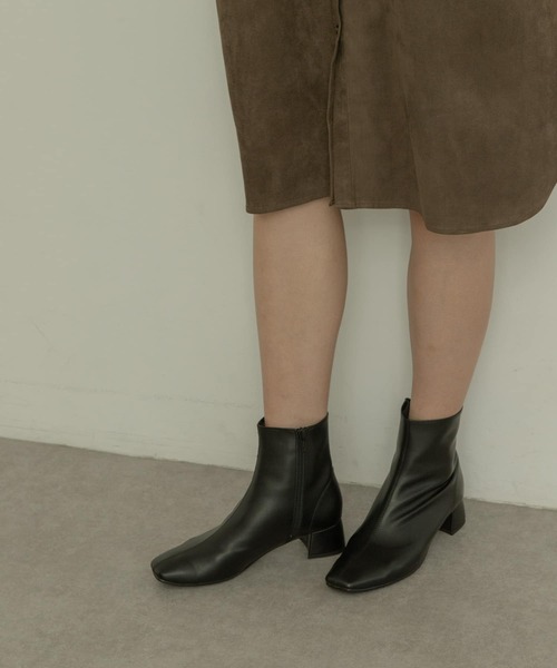 RODE SKO(ロデスコ)の「ELNA スクエアトゥプレーンブーツ∴(ブーツ・レディース・ブラック/ベージュ系その他・38/36/37)」の17枚目の写真