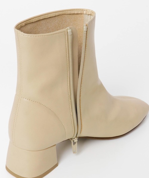 RODE SKO(ロデスコ)の「ELNA スクエアトゥプレーンブーツ∴(ブーツ・レディース・ブラック/ベージュ系その他・38/36/37)」の5枚目の写真