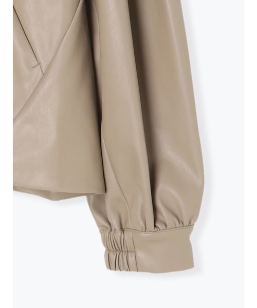 Te chichi(テチチ)の「フェイクレザーボリュームスリーブブルゾン(ブルゾン・レディース・ブラック/ベージュ・フリ-)」の19枚目の写真