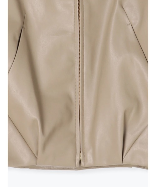 Te chichi(テチチ)の「フェイクレザーボリュームスリーブブルゾン(ブルゾン・レディース・ブラック/ベージュ・フリ-)」の20枚目の写真