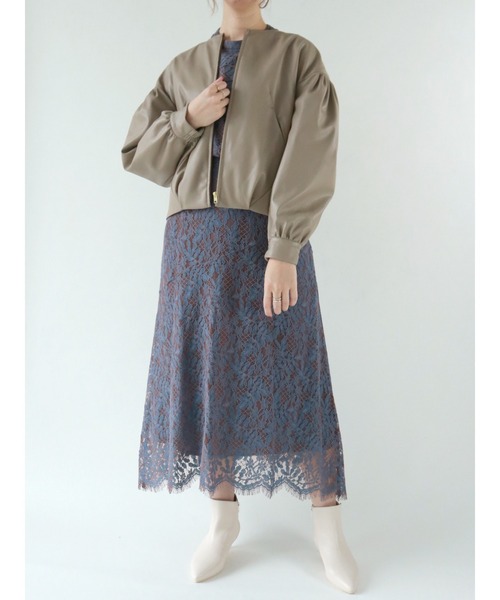 Te chichi(テチチ)の「フェイクレザーボリュームスリーブブルゾン(ブルゾン・レディース・ブラック/ベージュ・フリ-)」の6枚目の写真