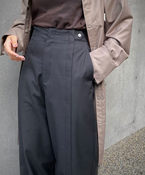 &g'aime（アンジェム）の「【&g’aime】スリットワイドパンツ（スラックス・レディース・ダークグリーン/ベージュ/ブラック・FREE）」の11枚目の写真