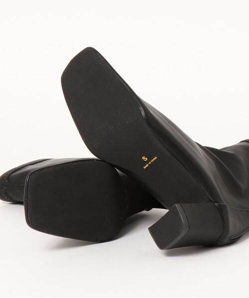 minia（ミニア）の「ステッチスクエアトゥのフェイクレザーフィットブーツ　◆（ブーツ・レディース・ブラック/ダークブラウン/アイボリー・LL/S/M/L）」の5枚目の写真