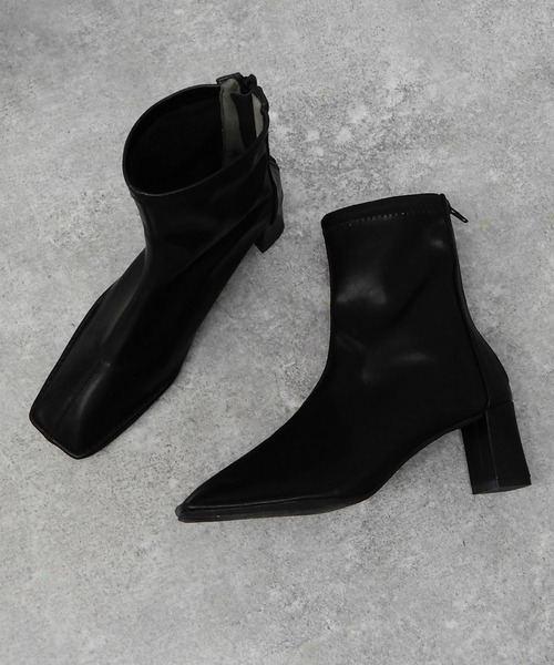 minia（ミニア）の「ステッチスクエアトゥのフェイクレザーフィットブーツ　◆（ブーツ・レディース・ブラック/ダークブラウン/アイボリー・LL/S/M/L）」の16枚目の写真