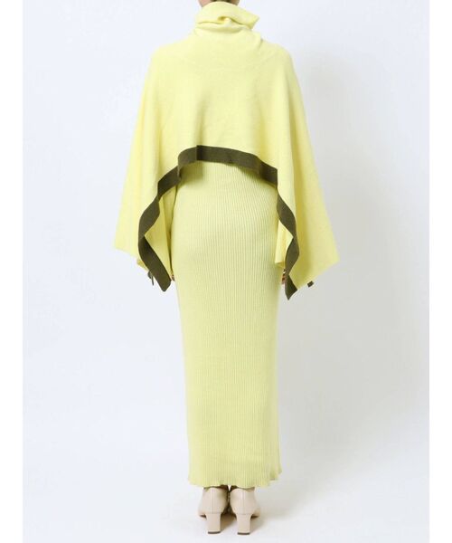 ELENDEEK（エレンディーク）の「ラインポンチョセットニット