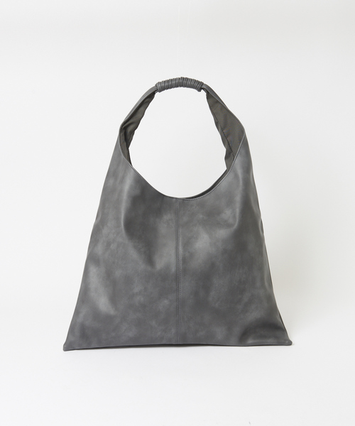 MYSELF ABAHOUSE（マイセルフアバハウス）の「ヴィーガンレザー ビッグ トートバッグ（トートバッグ・メンズ・ブラック/ネイビー/グレー・フリー）」の3枚目の写真