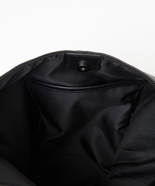 MYSELF ABAHOUSE（マイセルフアバハウス）の「ヴィーガンレザー ビッグ トートバッグ（トートバッグ・メンズ・ブラック/ネイビー/グレー・フリー）」の13枚目の写真