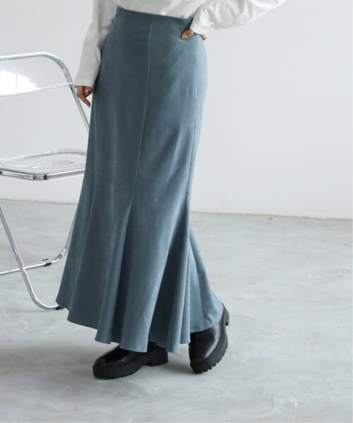 RAY CASSIN（レイカズン）の「ツイル起毛マーメイドスカート（スカート・レディース・ブルー/モスグリーン/グレイッシュベージュ・FREE）」の4枚目の写真