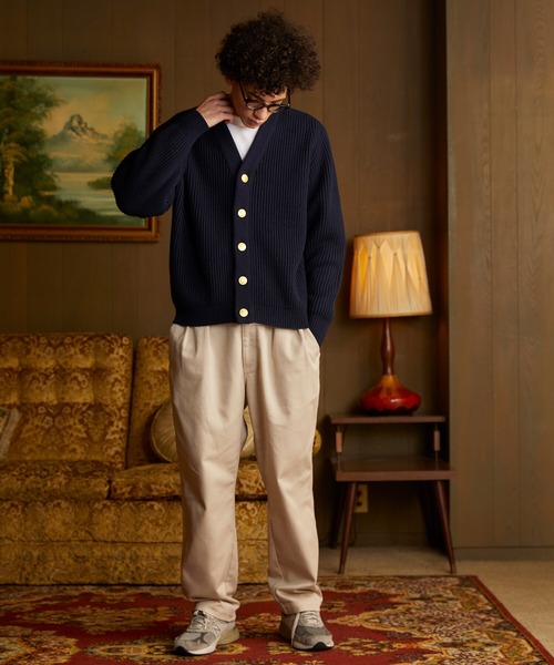 GYMPHLEX（ジムフレックス）の「Gymphlex | Vネックニットカーディガン MEN（カーディガン/ボレロ・メンズ・ネイビー/アイボリー・MEDIUM/LARGE）」の6枚目の写真