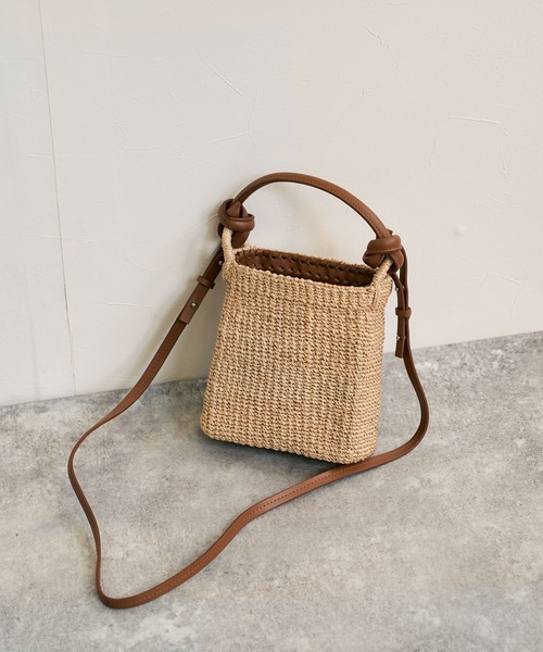 JAMIRAY（ジャミレイ）の「【JAMIRAY】Abaca knot handlepurse（かごバッグ・レディース・ブラック/ブラウン/ブラックミックス・FREE）」の16枚目の写真