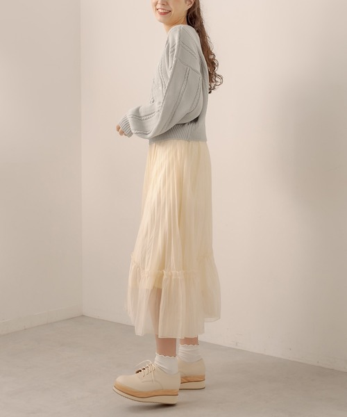 OLIVE des OLIVE（オリーブデオリーブ）の「お花刺繍ケーブルニット（ニット/セーター・レディース・ライトグレー/オフホワイト/ラベンダー・FREE）」の7枚目の写真