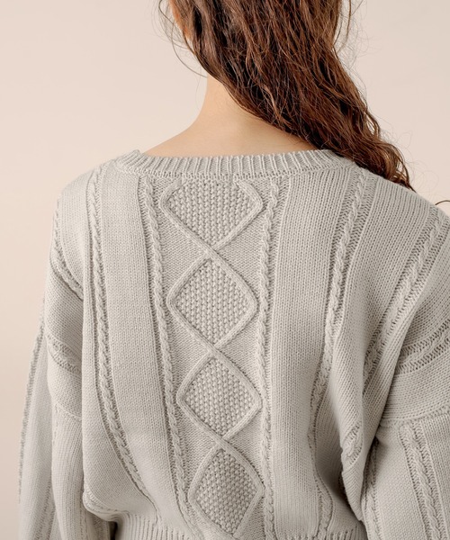 OLIVE des OLIVE（オリーブデオリーブ）の「お花刺繍ケーブルニット（ニット/セーター・レディース・ライトグレー/オフホワイト/ラベンダー・FREE）」の22枚目の写真