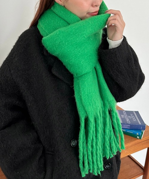 DISCOAT(ディスコート)の「【WEB限定】フェイクウールマフラー(マフラー・レディース・ブラック/ブラウン/カーキ/ブルー/アイボリー/ミント/モカ/ピンクベージュ/ライトベージュ/チャコールグレー/オレンジ/ライトグレー/グリーン/レッド/イエロー・FREE)」の9枚目の写真