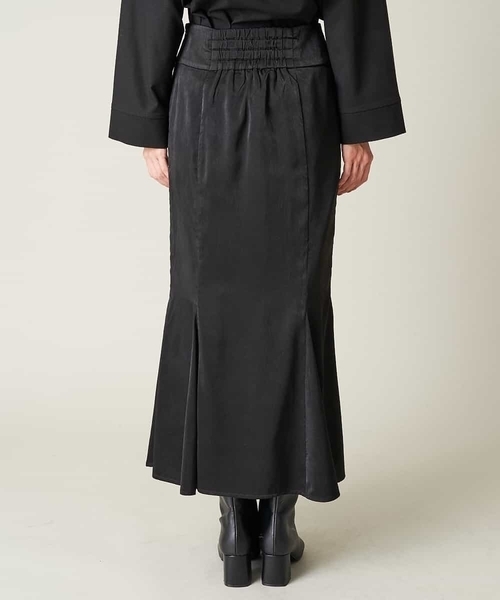 A de a.v.v(アードアー・ヴェ・ヴェ)の「(SET UP対応)サテンマーメイドスカート(スカート・レディース・ホワイト/ブラック・38/36)」の12枚目の写真