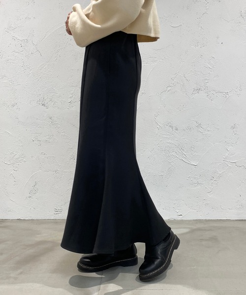 apres jour mignon(アプレジュールミニョン)の「スリット入りマーメイドスカート【ZOZOTOWN限定アイテム】(スカート・レディース・ブラック/ブラック系その他・SMALL/X-LARGE/MEDIUM)」の18枚目の写真