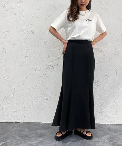 apres jour mignon(アプレジュールミニョン)の「スリット入りマーメイドスカート【ZOZOTOWN限定アイテム】(スカート・レディース・ブラック/ブラック系その他・SMALL/X-LARGE/MEDIUM)」の8枚目の写真