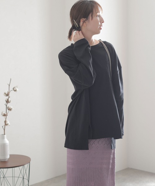 ElegChic(エレグシック)の「サイド スリット ポケットTシャツ 長袖 (Tシャツ/カットソー・レディース・ブラック/オフホワイト/グレイッシュベージュ・4L/XXL/L)」の1枚目の写真