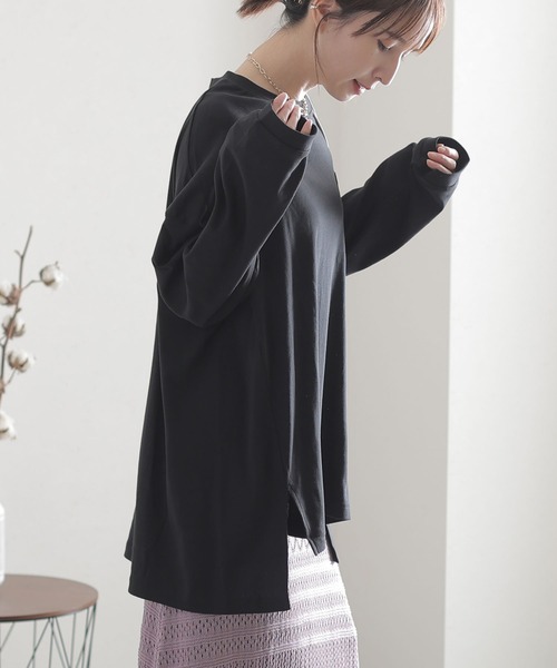 ElegChic(エレグシック)の「サイド スリット ポケットTシャツ 長袖 (Tシャツ/カットソー・レディース・ブラック/オフホワイト/グレイッシュベージュ・4L/XXL/L)」の5枚目の写真