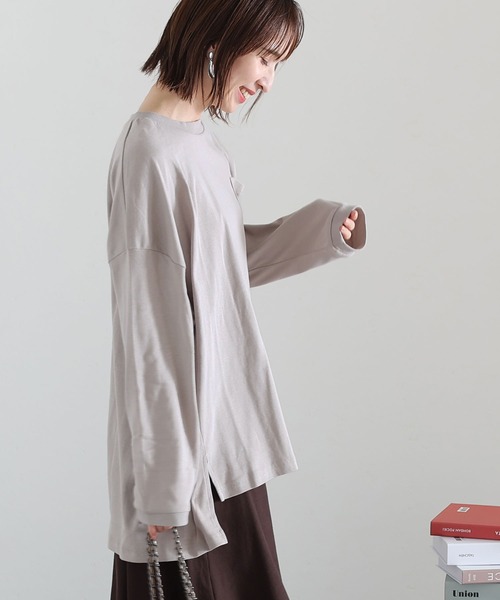 ElegChic(エレグシック)の「サイド スリット ポケットTシャツ 長袖 (Tシャツ/カットソー・レディース・ブラック/オフホワイト/グレイッシュベージュ・4L/XXL/L)」の13枚目の写真