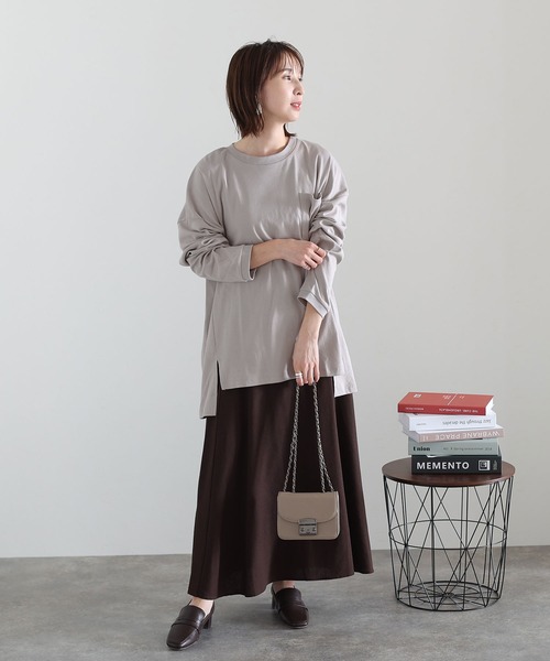 ElegChic(エレグシック)の「サイド スリット ポケットTシャツ 長袖 (Tシャツ/カットソー・レディース・ブラック/オフホワイト/グレイッシュベージュ・4L/XXL/L)」の15枚目の写真