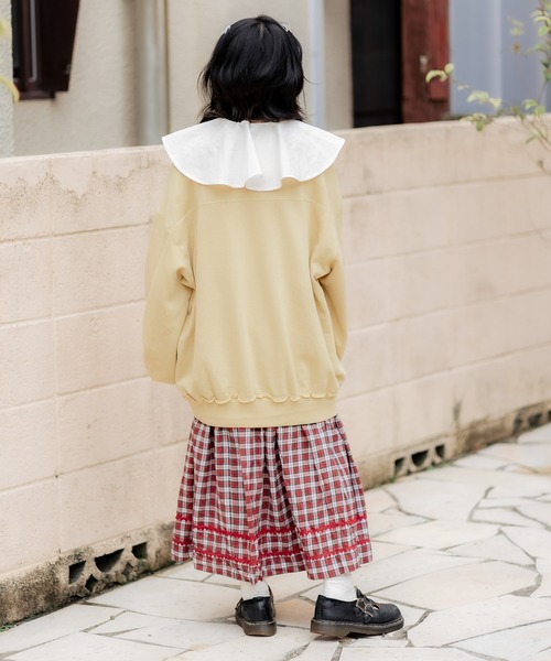 DuKKah（デュカ）の「Dukkah/【低身長向け】オーバーサイズスウェット（スウェット・レディース・サックスブルー/イエロー/グリーン/オートミール/スミクロ・X-SMALL）」の17枚目の写真